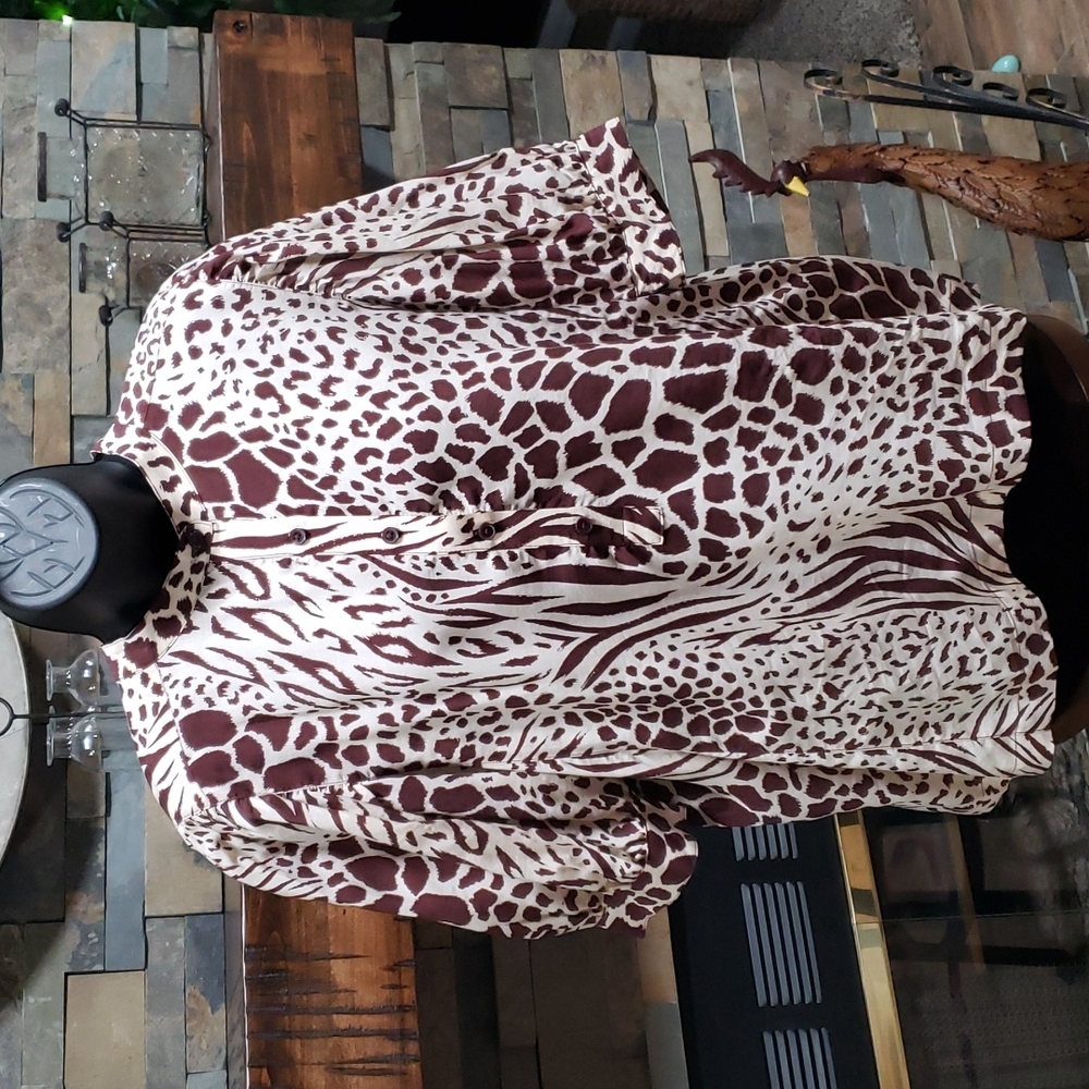 NWOT ANN TAYLOR blouse 👚